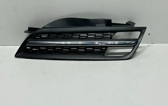 Nissan Micra Front fog light trim/grill 62330BC4