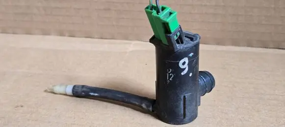 Suzuki Ignis Windscreen/windshield washer pump 3841066113