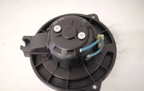 Toyota Avensis T250 Heater fan/blower 