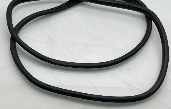 KIA Sorento Rear door rubber seal (on body) 83110C5000 150901