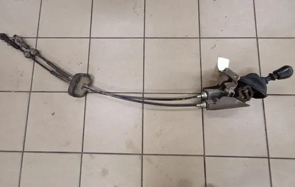 Opel Vivaro Gear shifter/selector 9612672