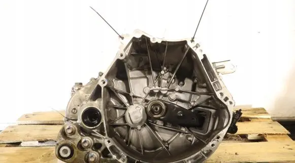 Mazda 2 Manual 5 speed gearbox F6W30