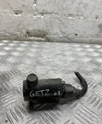 Hyundai Getz Windscreen/windshield washer pump 985101C100