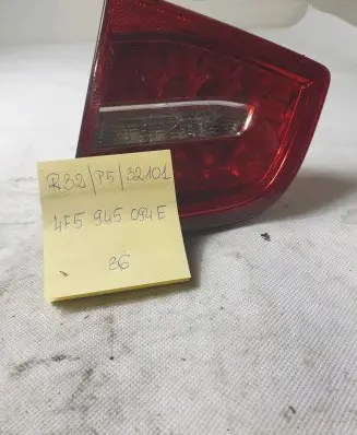 Audi A6 S6 C6 4F Tailgate rear/tail lights 4F5945094E
