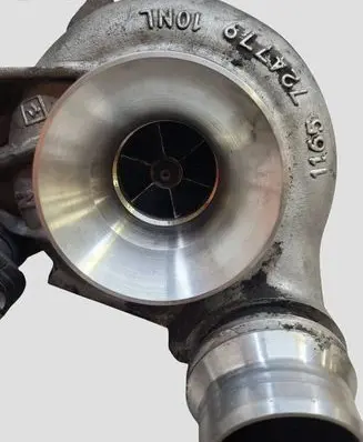BMW 5 F10 F11 Turbo 724779 1165724779 4933500560