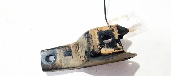 Volkswagen Polo IV 9N3 Engine mounting bracket 