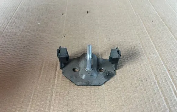 Opel Astra H Loading door lock loop/hook striker 