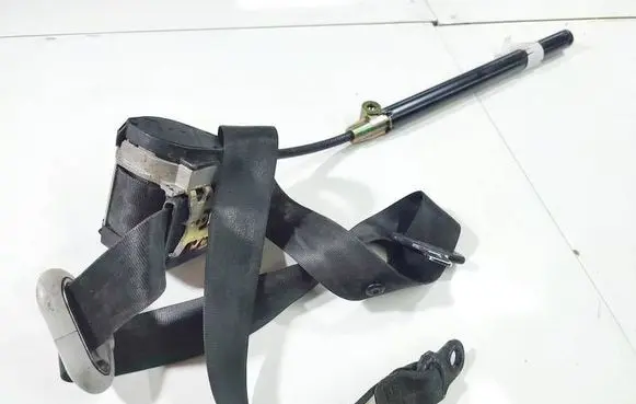 Ford Galaxy Front seatbelt 7M3857705