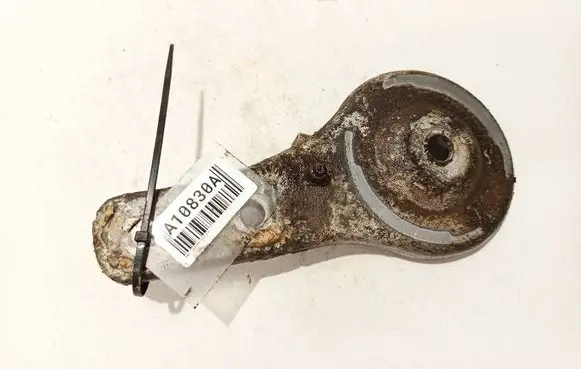 BMW 7 E65 E66 Engine mounting bracket