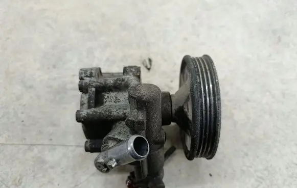 Peugeot Boxer Power steering pump 