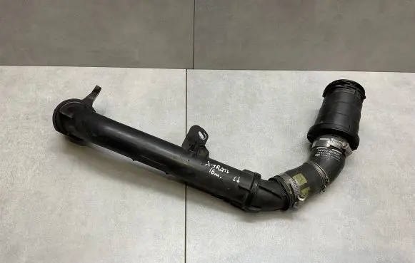 Nissan X-Trail T32 Intercooler hose/pipe 144604EB0A