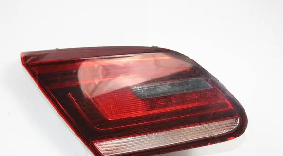 Volkswagen PASSAT CC Tailgate rear/tail lights 3C8945307Q 81180102