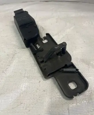Tailgate/trunk/boot lift motor