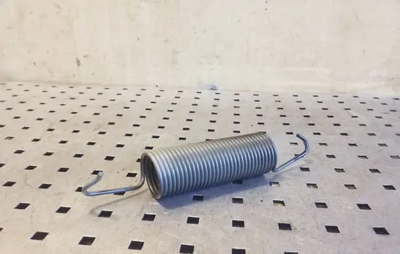 Audi A5 8T 8F Tailgate/trunk/boot tension spring 