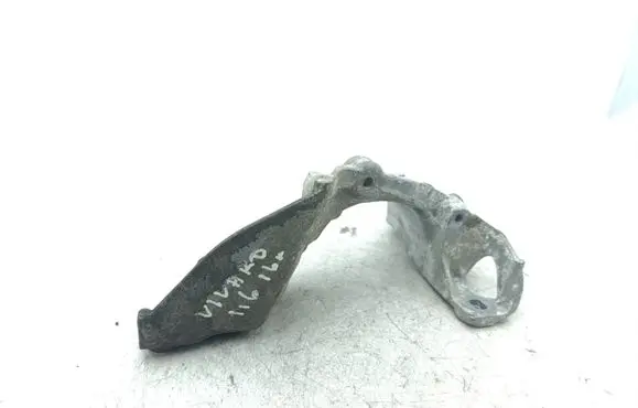 Opel Vivaro EGR valve cooler bracket 147174072R A6261410040