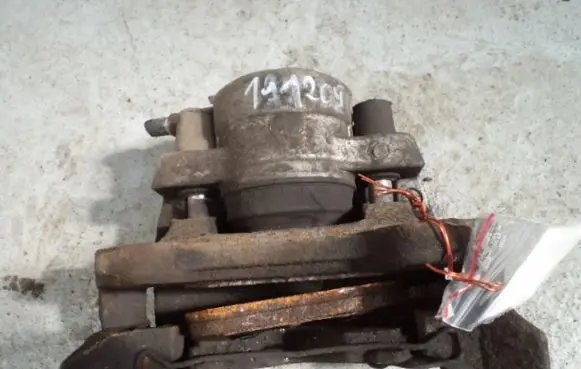 Alfa Romeo 156 Front brake caliper