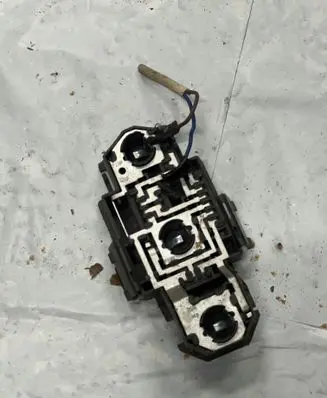 Volkswagen PASSAT B4 Tail light bulb cover holder 3A9945757