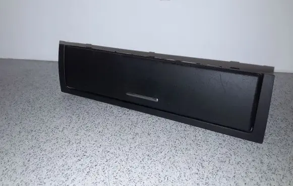 BMW 3 E46 Dashboard storage box/compartment 8260312