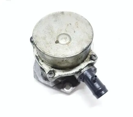 Nissan Qashqai+2 Vacuum pump 8200577807