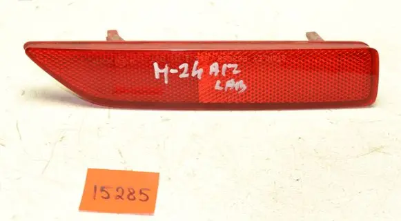 Honda CR-V Rear tail light reflector P6368R