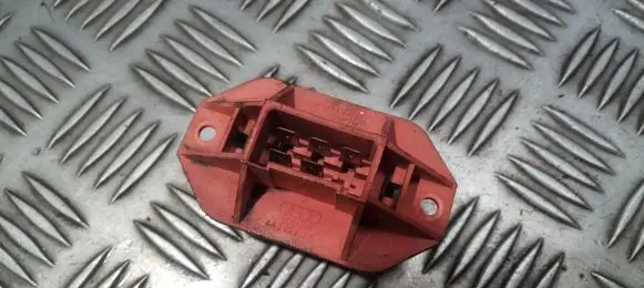 Audi 100 S4 C4 Heater blower motor/fan resistor 4a0959127