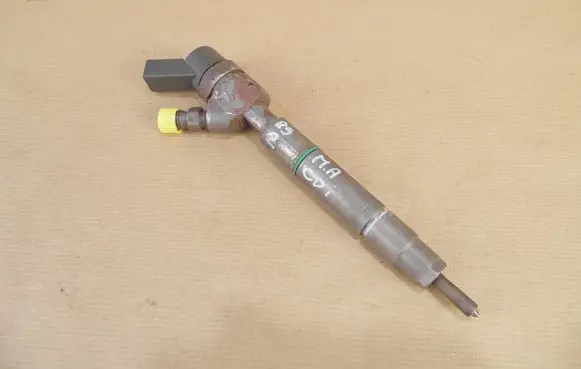 Mercedes-Benz A W168 Fuel injector 0445110116