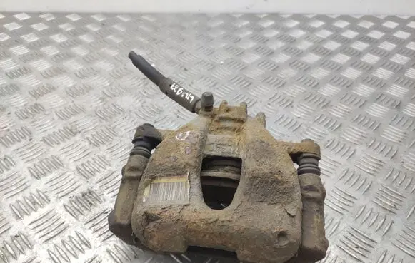 Peugeot 3008 I Front brake caliper