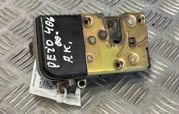 Peugeot 406 Front door lock