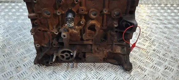 Volvo V50 Engine block S27624219 D4204T RHR