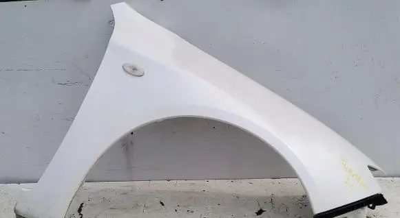 Subaru Impreza III Fender