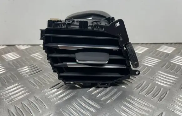 Ford Focus Dashboard side air vent grill/cover trim JX7B19C696