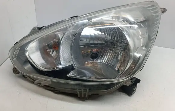Mitsubishi Space Star Headlight/headlamp 8301C193