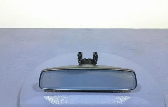 BMW M5 Rear view mirror (interior) 6822492