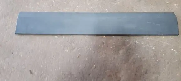 Volkswagen Crafter Front door trim (molding) A9066900562 12533998