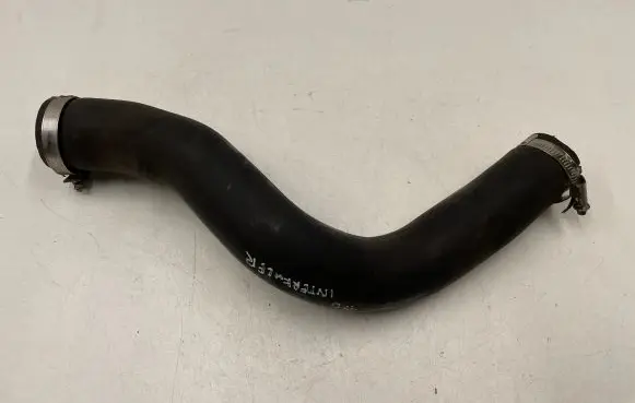 Ford Transit Courier Intercooler hose/pipe