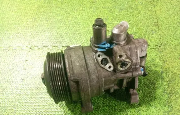 BMW X5M E70 Power steering pump 407816301 4078163