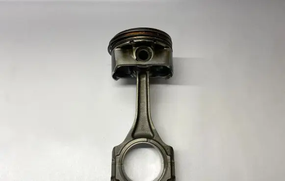 Ford Mustang VI Piston BA5E6K100FA