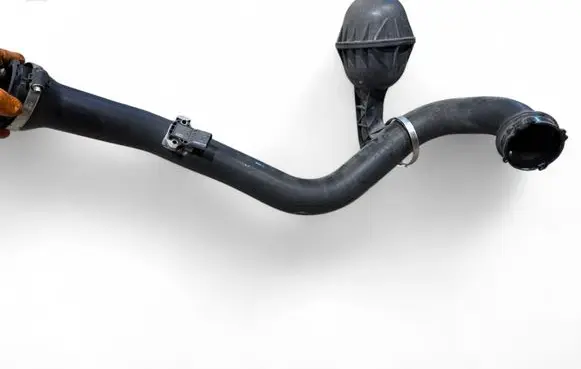 Audi A5 Intercooler hose/pipe 8W0145673