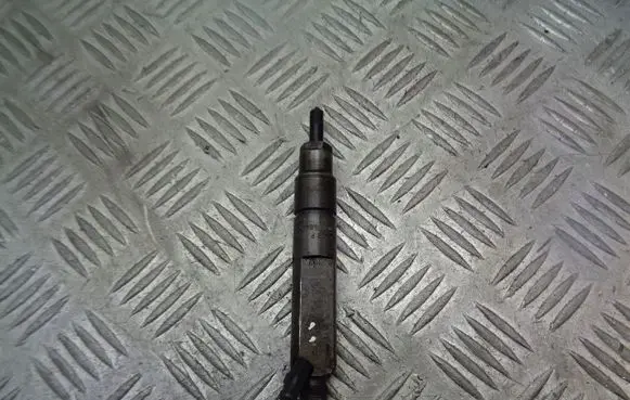 Seat Leon (1M) Fuel injectors set 028130202P