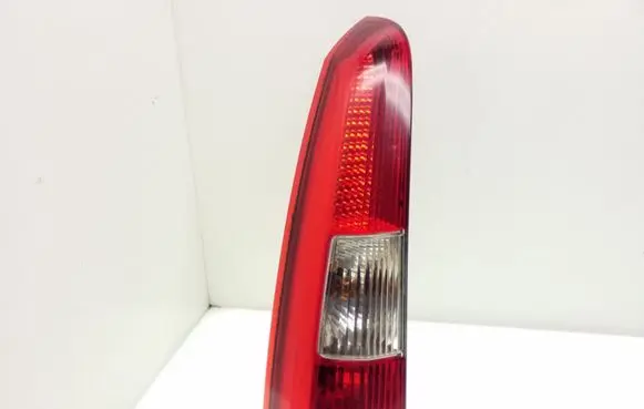 Volvo V70 Rear/tail lights 9154493