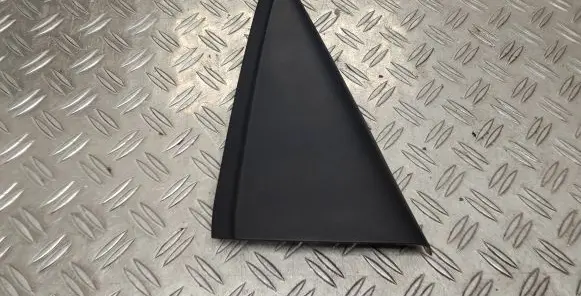 Other rear door trim element