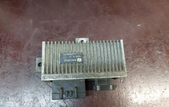 Renault Laguna II Glow plug pre-heat relay 7700111525
