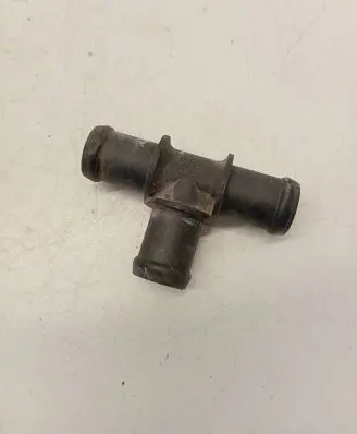 Volkswagen Transporter - Caravelle T4 Engine coolant pipe/hose HHK202020