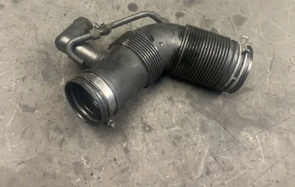 Volkswagen Polo V 6R Air intake hose/pipe 6R0129654