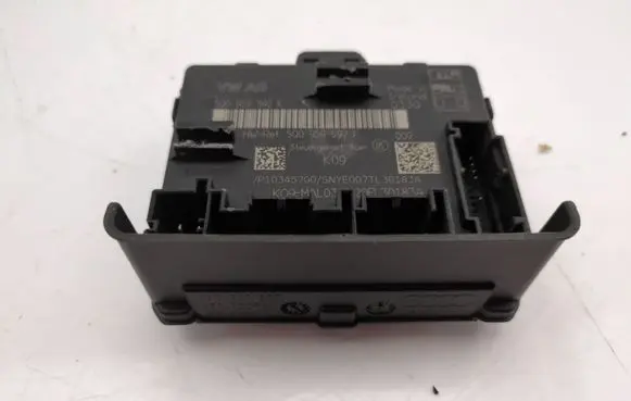 Audi A3 8Y Door control unit/module 5Q0959592K 5Q0959592F