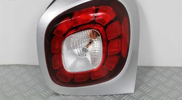 Smart ForTwo III C453 Rear/tail lights 265502003R