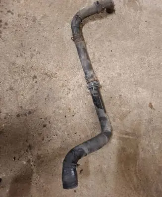 Volkswagen Transporter - Caravelle T4 Engine coolant pipe/hose 700121049H