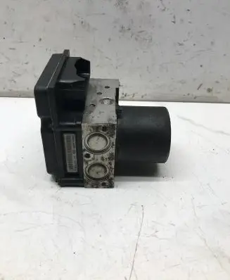 BMW 5 E60 E61 ABS Pump 6769705 6769703