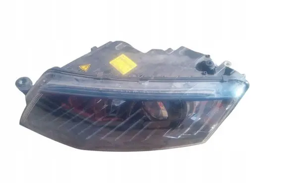 Skoda Octavia Mk3 (5E) Headlight/headlamp 5E1941015B