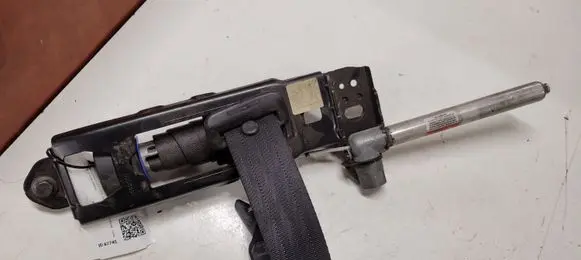 Volvo V50 Front seatbelt 6090888R0A